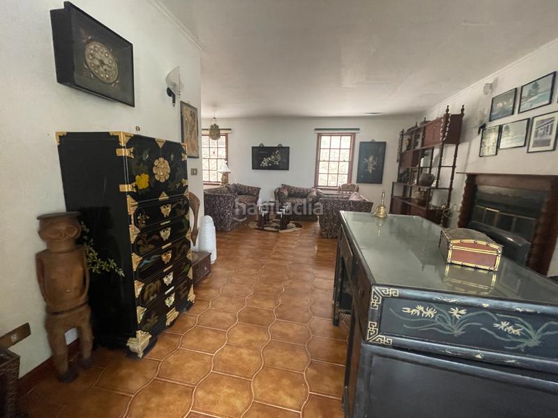 Foto ec08f590-3324-4020-8af3-5c3a38d7ec4d. Masía terreno con dos casas en ajares en el hierro - valderde en Valverde