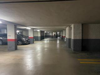 Autoparkplatz in Calle tome cano 8