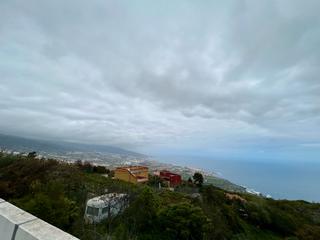 Casa en Las Cuevas - Los Gmez