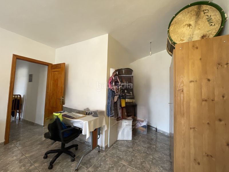 Foto f6502274-dc84-478b-bcbd-1b2d92e0752a. Chalet with parking in Pinar de El Hierro (El)