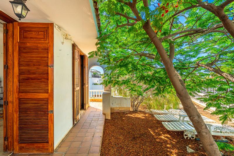 Foto 150b668b-df96-4c27-a455-e76a0300d110. Chalet avec parking dans San Eugenio Alto Adeje