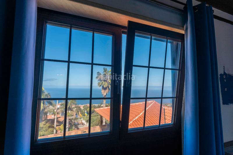 Foto 0159b53c-cd70-4adf-bcf3-ab762f0c8f8d. Chalet con camino parcheggio in Sauzal (El)