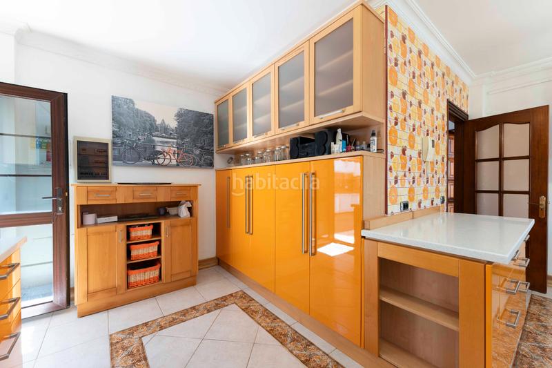 Foto 0a002645-d58c-43e3-b03c-8793e5f0901c. Chalet con camino parcheggio in Sauzal (El)