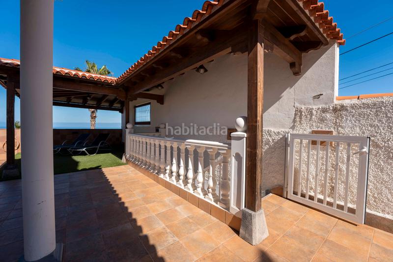 Foto 31c6d827-e540-4edb-b20b-b0f7f3f0a4e0. Chalet con camino parcheggio in Sauzal (El)