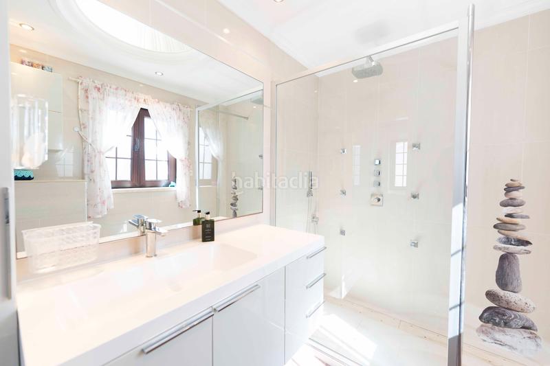 Foto 3465e5bf-5f46-453d-8cb4-91a4c898de55. Chalet con camino parcheggio in Sauzal (El)