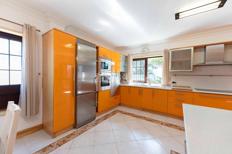 Foto 9e280723-a386-48cb-a2e6-0c5ff1098570. Chalet con camino parcheggio in Sauzal (El)