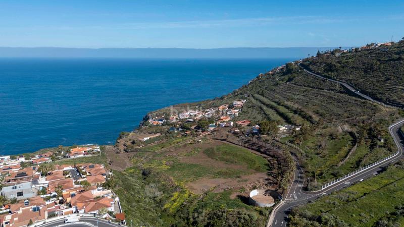 Foto dee74e36-05c6-451c-bfeb-fabb3f10f45a. Chalet con camino parcheggio in Sauzal (El)