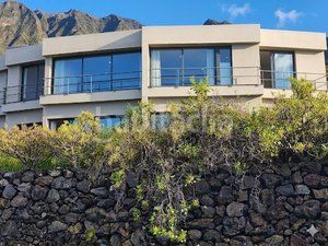 Foto 915240b9-f605-4728-84f7-d14aa82d7f87. Chalet en Frontera