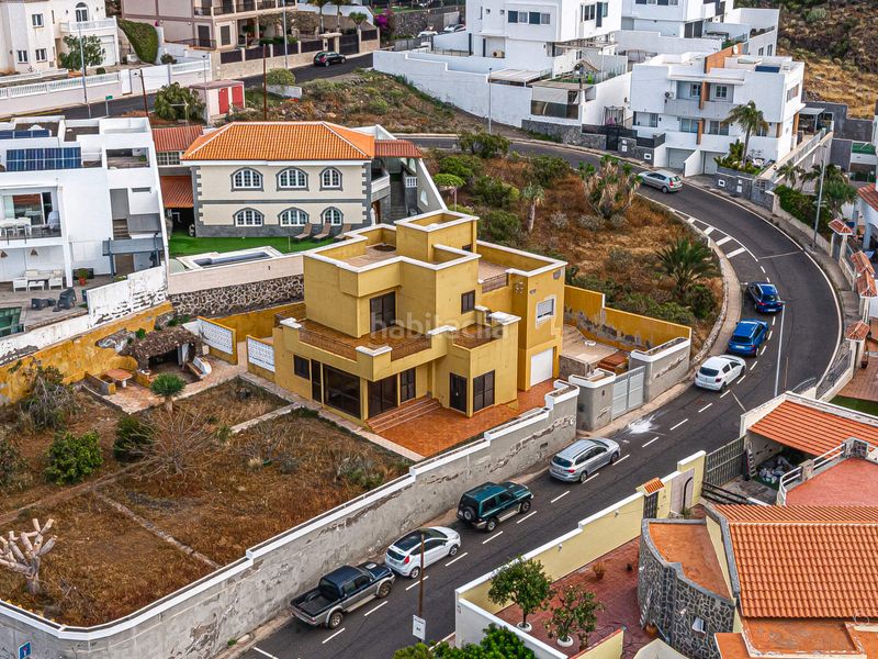 Foto 70d28e59-c42e-4e87-a274-08856095b439. Chalet en Tabaiba Rosario (El)