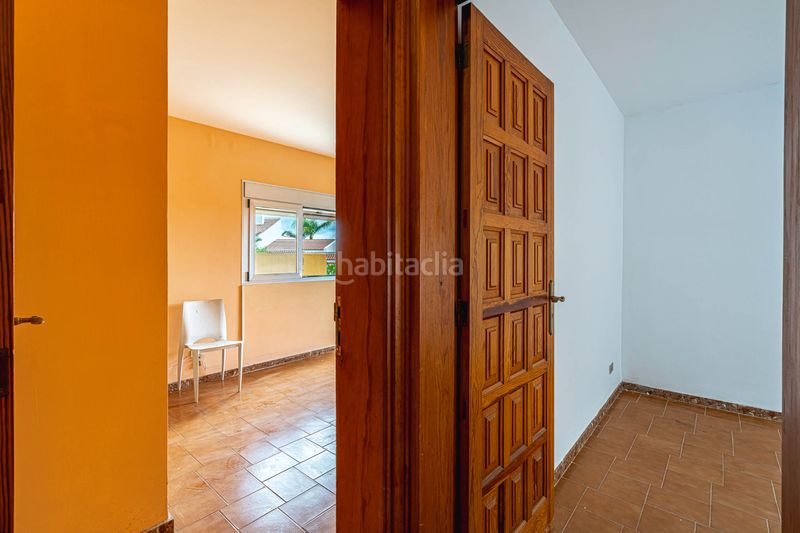 Foto bbee71dd-9b46-48d3-b394-078546dc6345. Xalet amb aparcament a Tabaiba Rosario (El)