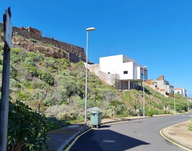 Foto 5af9c116-9463-4dc6-81d2-80ee6a70238e. Terreny residencial a Garachico