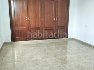 Foto b8049777-6938-4e85-ba0a-800975835788. Location duplex dans Las Rosas Arona