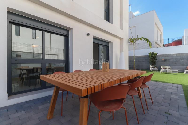 Foto 3f967281-0798-4ba6-af41-042d2e483b5b. Semi detached house with parking in Tafira Palmas de Gran Canaria (Las)