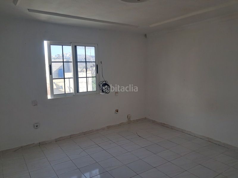 Foto f5777fe6-1bb2-4965-bb5c-1ca68736c009. Pis a Jinamar Telde