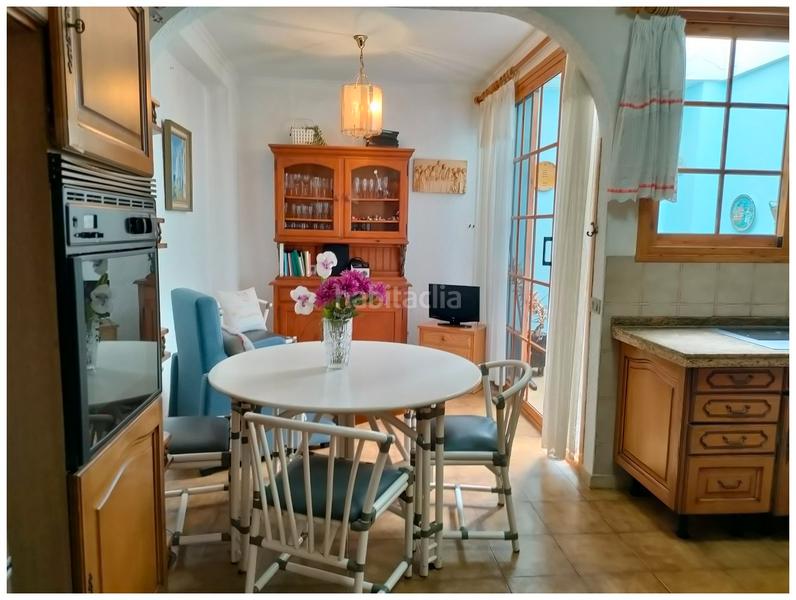 Foto c3749680-7447-45c5-b4aa-dc672497c75b. Casa amb aparcament a Santa Catalina - Canteras Palmas de Gran Canaria (Las)