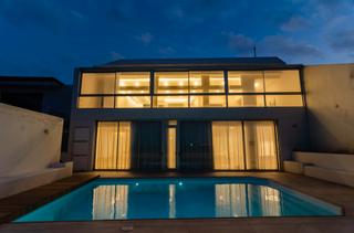 Xalet a Calle bécquer 81. Exclusivo chalet de lujo en primera línea de costa con vistas al