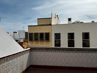 Zweistöckige Wohnung in Vegueta. Dúplex en venta en el encantador barrio de vegueta