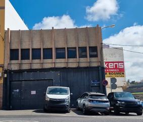 Edificio en Almatriche