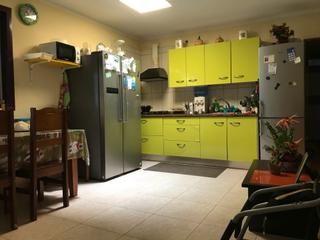 Casa a Calle maría jesús cruz hernández 3. Casa terrera en venta en el calero, telde