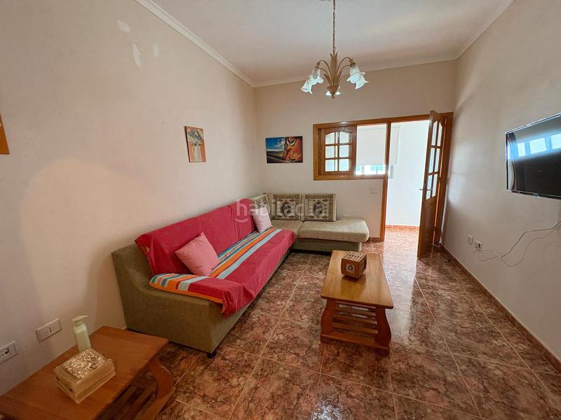 Foto aee4ade2-dbd9-43a8-b962-3d8f92a13a25. Casa adosada en Los Giles - Las Majadillas Palmas de Gran Canaria (Las)