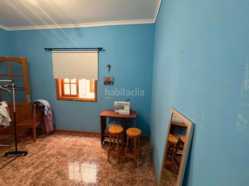 Foto 16e9e70e-0653-4f65-9999-8637f69dc607. Casa adossada amb aparcament a Los Giles - Las Majadillas Palmas de Gran Canaria (Las)