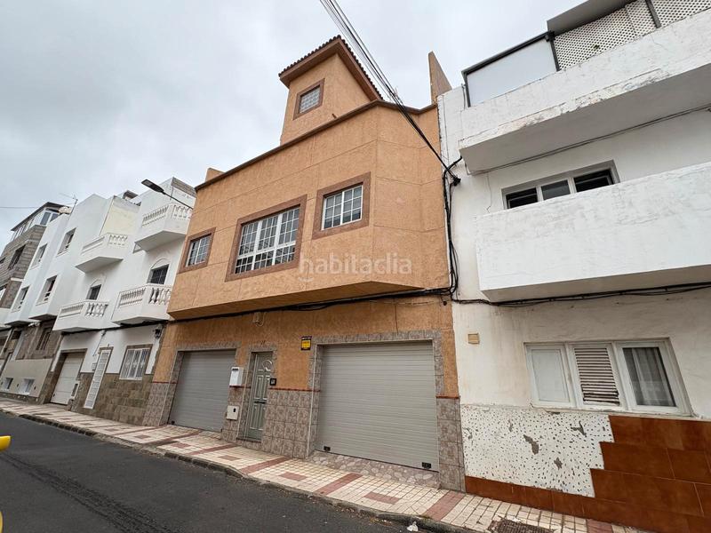 Foto 5ccb617a-8a84-4bdc-82ee-f43ca105341d. Casa adossada amb aparcament a Los Giles - Las Majadillas Palmas de Gran Canaria (Las)