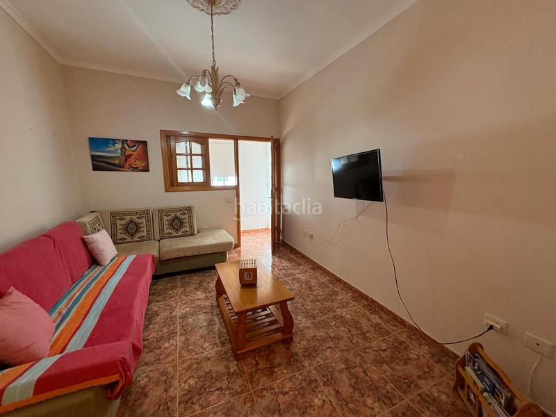 Foto ca3bc1ca-0d34-4837-9409-1f731e7d9052. Casa adossada amb aparcament a Los Giles - Las Majadillas Palmas de Gran Canaria (Las)