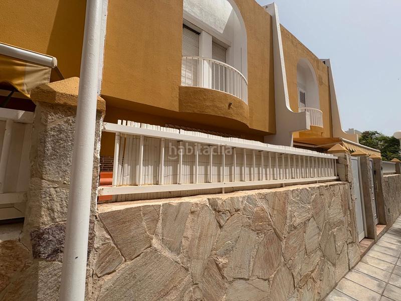 Foto f5c70f51-d977-4434-b3ed-f18f0de6c038. House with parking in San Fernando San Bartolomé de Tirajana