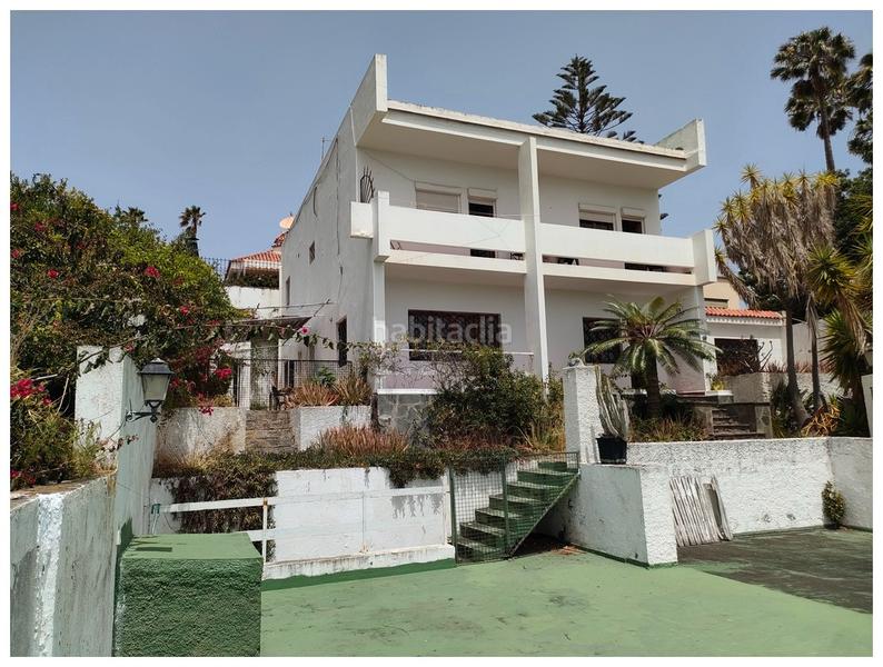 Foto 444c816b-6b41-4fd6-b3e1-c1d367cc6b74. Casa amb aparcament a Tafira Palmas de Gran Canaria (Las)