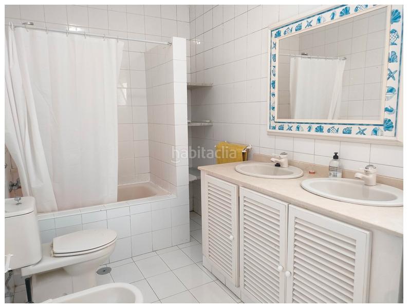 Foto f89cbb14-d649-4aba-a7fa-f322f54f0539. Casa amb aparcament a Tafira Palmas de Gran Canaria (Las)