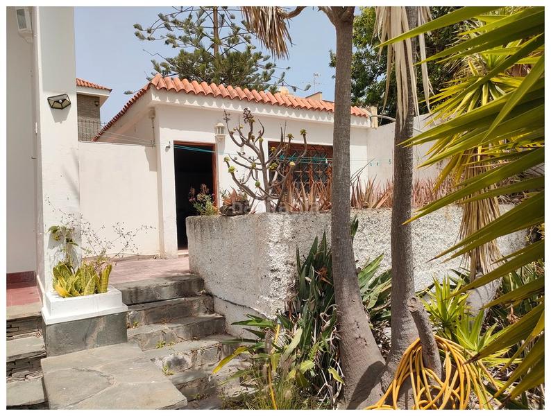 Foto c5389879-8ff6-43a3-ab3b-931b639ad1b3. House with parking in Tafira Palmas de Gran Canaria (Las)