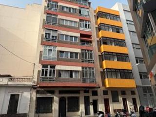 Miete Etagenwohnung in Santa Catalina - Canteras. Piso a un minuto caminando de la playa de las canteras