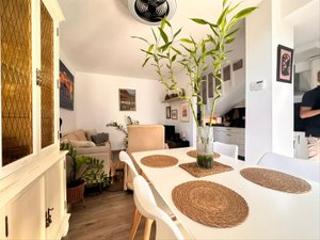 Maison jumelée à Sonnenland. Precioso bungalow reformado en su totalidad en la zona de sonnel