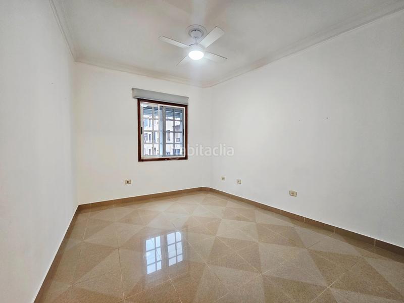 Foto 5870136d-3e10-44db-bdbf-59cb84b55e45. Attique dans Arenales - Lugo - Avenida Marítima Palmas de Gran Canaria (Las)