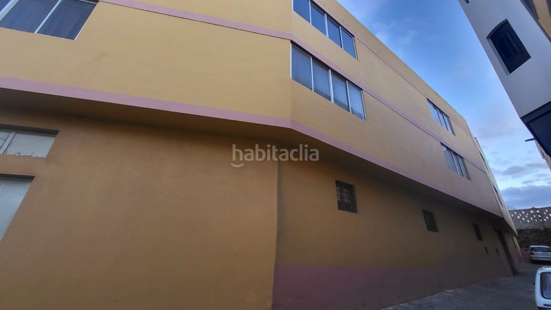 Foto e7b67036-dcbe-42f4-8425-b137cd79a025. Edifici a Barrial - San Isidro - Marmolejos Gáldar