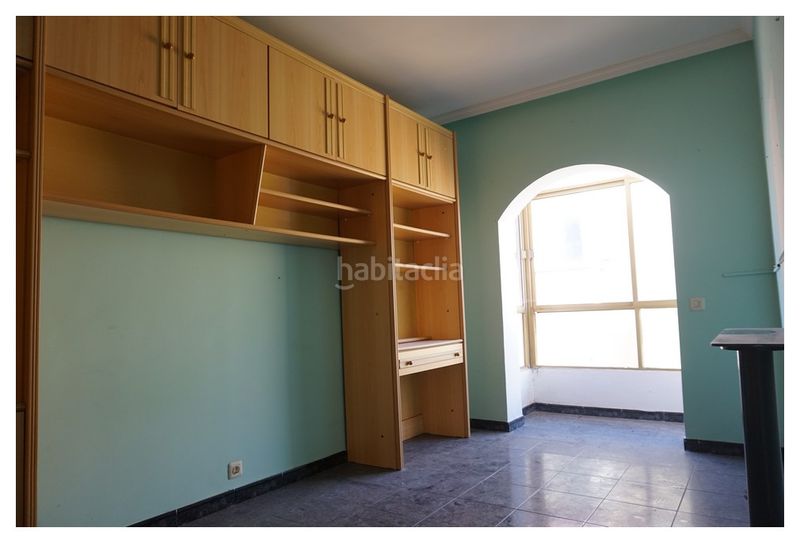 Foto eed6ef21-8b39-4956-b014-c98e65a4ac0e. Edifici a Siete Palmas Palmas de Gran Canaria (Las)