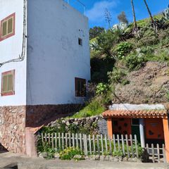 Masia en Santa Mar�a de Gu�a de Gran Canaria. Casa cueva para compra de contado, reci�n reformada