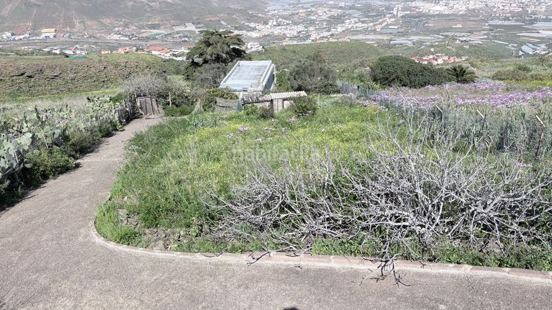 Foto 7d6e6979-c3ff-4d51-be6d-069b1eb3787f. House with parking in Los Quintana - Piso Firme Gáldar