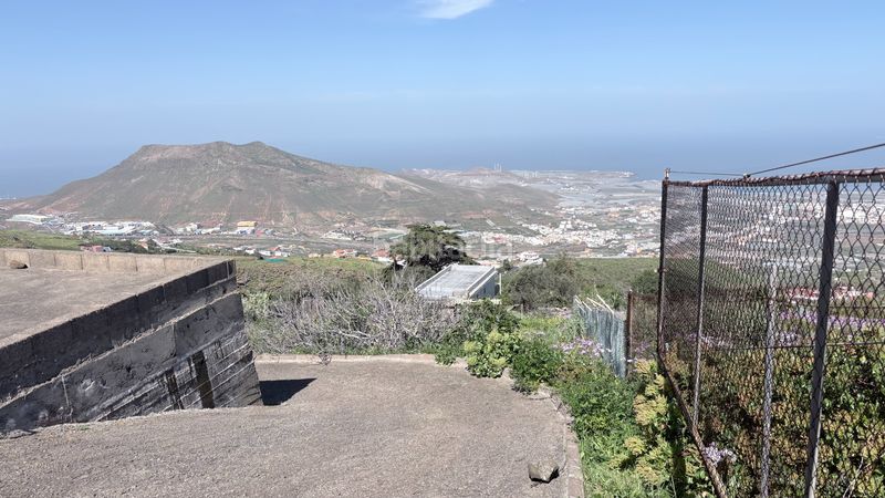 Foto e3f3eb9a-af69-4637-ae83-6aab2bba7c52. House with parking in Los Quintana - Piso Firme Gáldar
