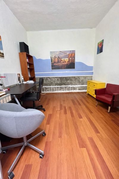 Foto abf7d5e9-31d8-45a7-b890-7ceab91948ca. Casa aparellada amb aparcament a Moya