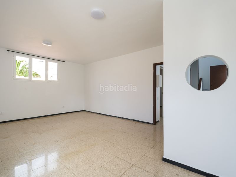 Foto 810aff63-3a2f-405a-8ed4-adcbedf78f8d. Edifici a San Juan Telde