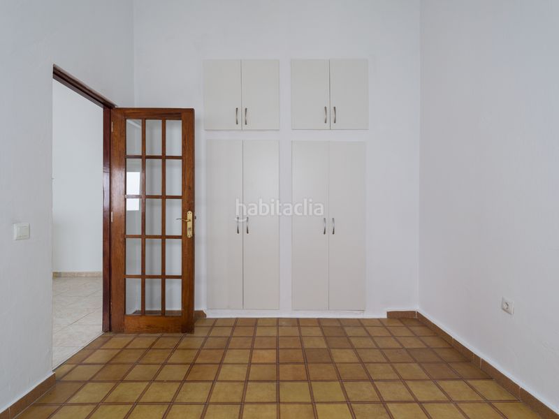 Foto 88b92710-fcef-470d-90a5-2890a0a56d07. Edifici a San Juan Telde
