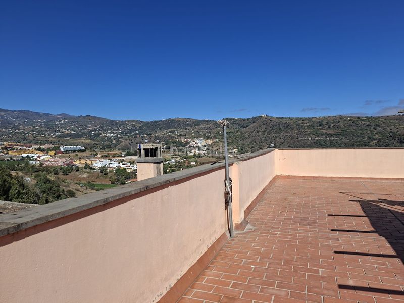 Foto 554ccca5-ada7-4c20-8fdc-b63f8d17619c. Casa amb aparcament a Monte Lentiscal - Las Meleguinas Santa Brígida