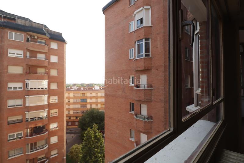 Foto 4cd33a78-8118-4ae9-b0e2-ed3f3fc2b912. Pis a calle parque arturo león 1e a La Rubia Valladolid