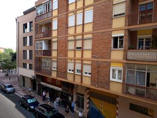 Alquiler Piso  Calle pólvora. Piso amueblado en calle pólvora, junto a san juan