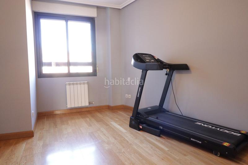 Foto 6a086500-5380-40b8-af1f-0f18ccba4652. Pis a calle amadeo arias 32 a Parquesol Valladolid
