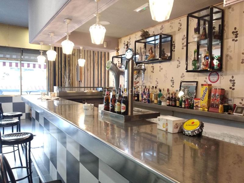 Foto 56941182-2292-4d9e-b1b4-79edd982472d. Local commercial dans paseo arco de ladrillo 57 dans Valladolid