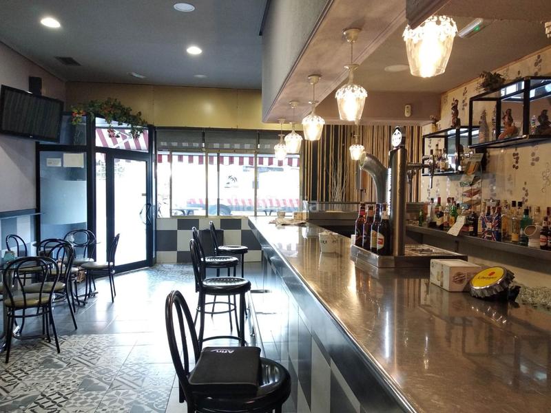 Foto 8da7af1c-d995-4b5a-9de9-1a17b5e1c91e. Local commercial dans paseo arco de ladrillo 57 dans Valladolid