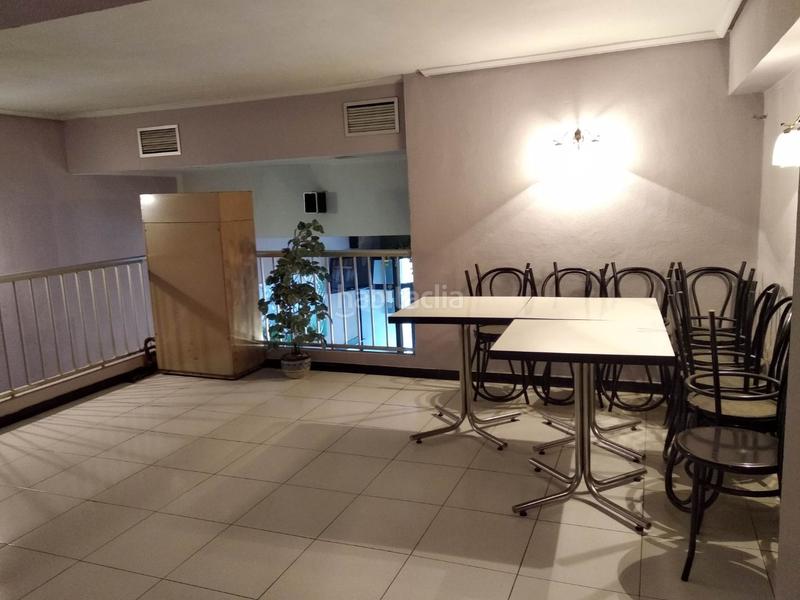 Foto b4982bab-a09b-4f01-a9e9-12a4fea1169f. Local commercial dans paseo arco de ladrillo 57 dans Valladolid