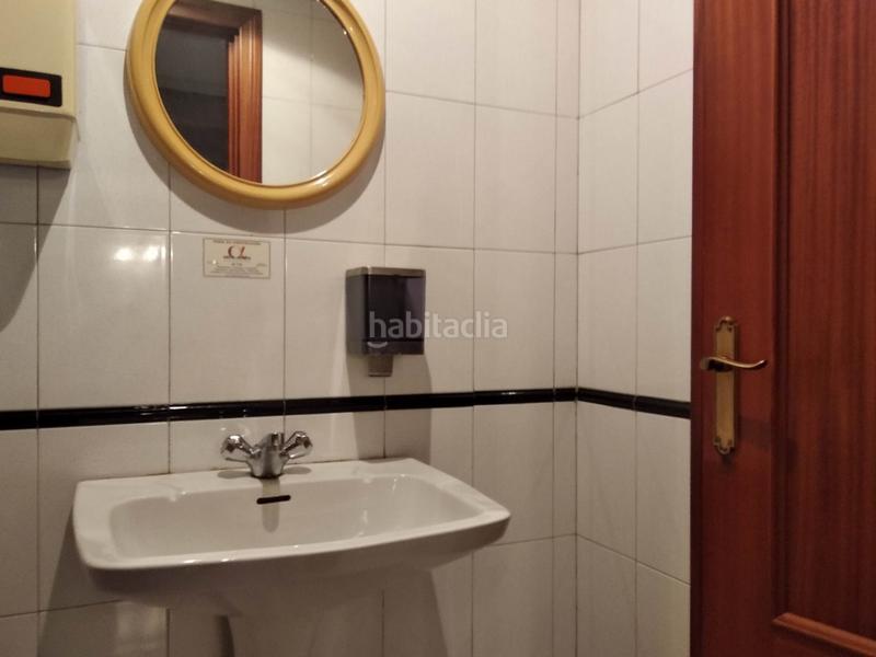 Foto d5aa3015-8da3-4b7f-8a06-50ea13d17341. Local commercial dans paseo arco de ladrillo 57 dans Valladolid